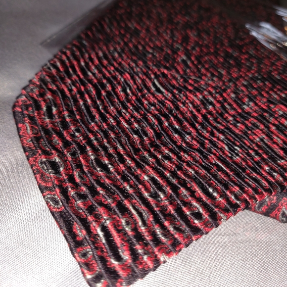 Men's Napoleon Paisley Silk Necktie - Picture 3 of 3